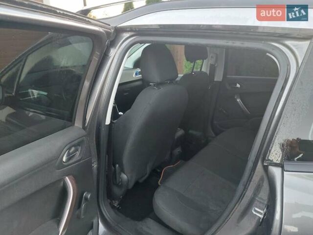 Пежо 2008 2014 у Дунаевцах на Automoto.ua Сірий Пежо 2008, об'ємом двигуна 1.6 л та пробігом 179 тис. км за 10000 $, фото 2 на Automoto.ua