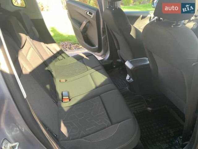 Серый Пежо 2008, объемом двигателя 1.2 л и пробегом 83 тыс. км за 10500 $, фото 23 на Automoto.ua