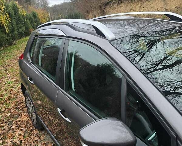 Серый Пежо 2008, объемом двигателя 1.6 л и пробегом 193 тыс. км за 9800 $, фото 1 на Automoto.ua