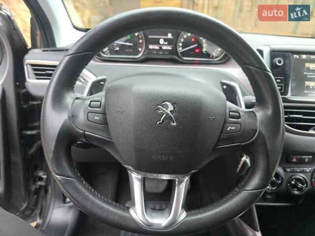 Серый Пежо 2008, объемом двигателя 1.6 л и пробегом 193 тыс. км за 9800 $, фото 10 на Automoto.ua