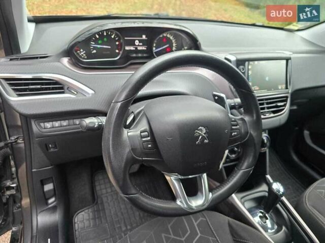 Серый Пежо 2008, объемом двигателя 1.6 л и пробегом 193 тыс. км за 9800 $, фото 18 на Automoto.ua