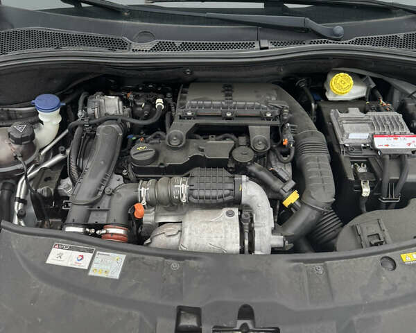 Серый Пежо 2008, объемом двигателя 1.6 л и пробегом 221 тыс. км за 9900 $, фото 6 на Automoto.ua