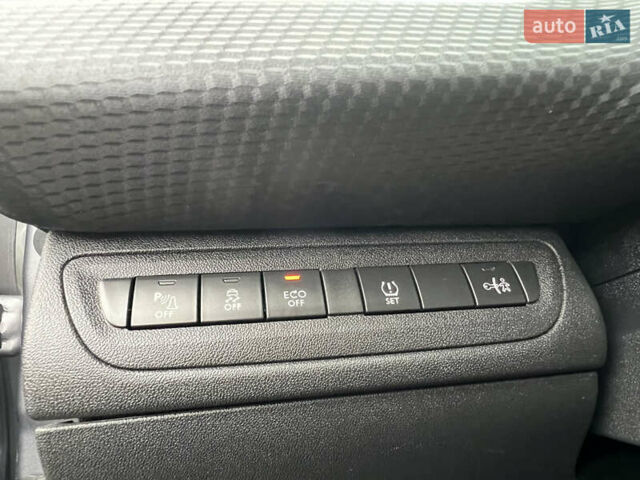 Серый Пежо 2008, объемом двигателя 1.6 л и пробегом 206 тыс. км за 10599 $, фото 40 на Automoto.ua