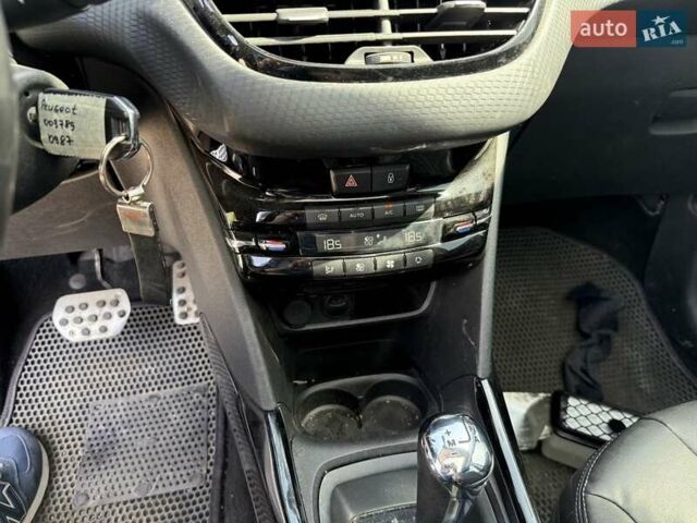 Сірий Пежо 2008, об'ємом двигуна 1.6 л та пробігом 135 тис. км за 9100 $, фото 23 на Automoto.ua
