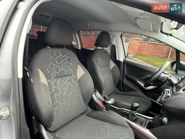 Серый Пежо 2008, объемом двигателя 1.6 л и пробегом 206 тыс. км за 10599 $, фото 58 на Automoto.ua