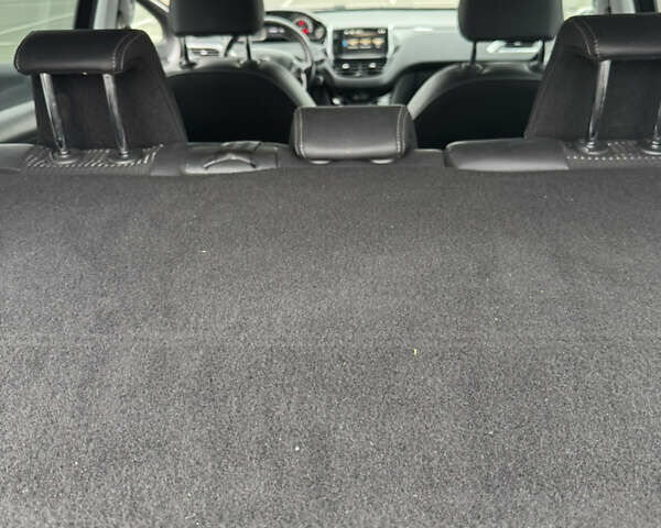 Серый Пежо 2008, объемом двигателя 1.6 л и пробегом 221 тыс. км за 9900 $, фото 13 на Automoto.ua