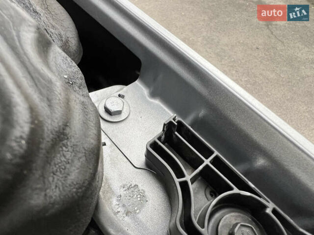 Серый Пежо 2008, объемом двигателя 1.6 л и пробегом 206 тыс. км за 10599 $, фото 66 на Automoto.ua