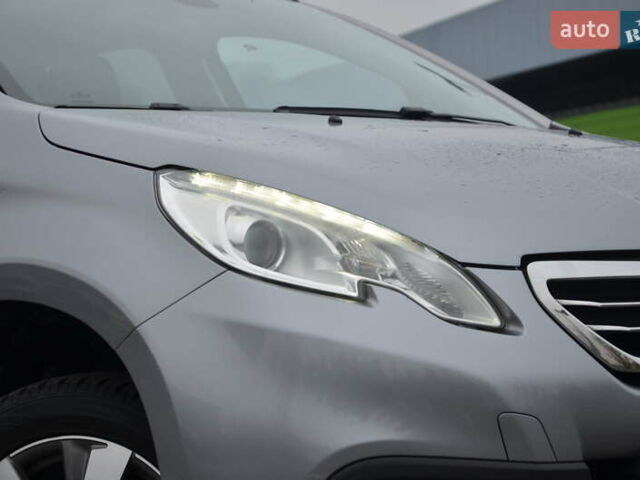 Сірий Пежо 2008, об'ємом двигуна 1.2 л та пробігом 88 тис. км за 11500 $, фото 3 на Automoto.ua