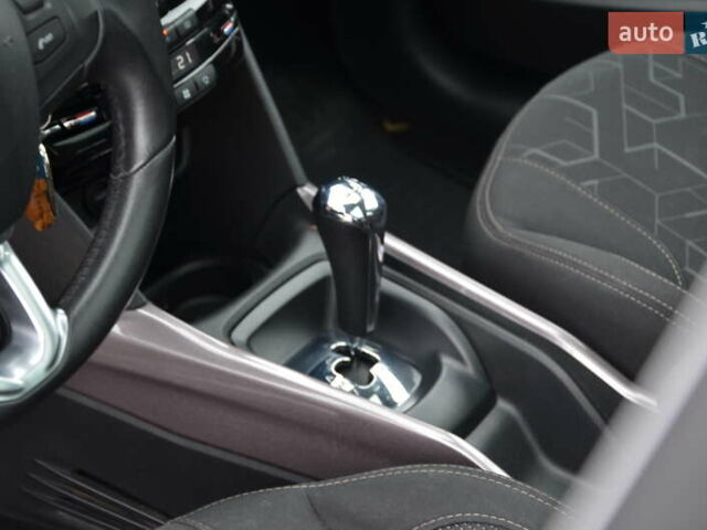 Серый Пежо 2008, объемом двигателя 1.2 л и пробегом 88 тыс. км за 10999 $, фото 26 на Automoto.ua