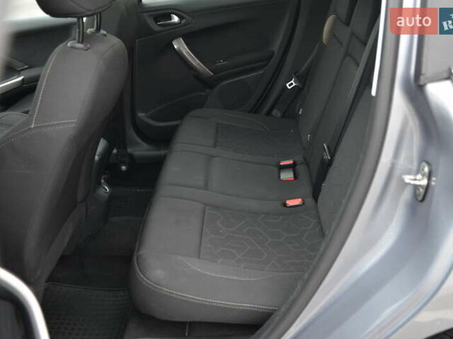 Серый Пежо 2008, объемом двигателя 1.2 л и пробегом 88 тыс. км за 10999 $, фото 31 на Automoto.ua