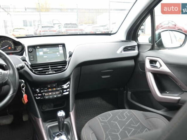 Сірий Пежо 2008, об'ємом двигуна 1.2 л та пробігом 88 тис. км за 11500 $, фото 46 на Automoto.ua