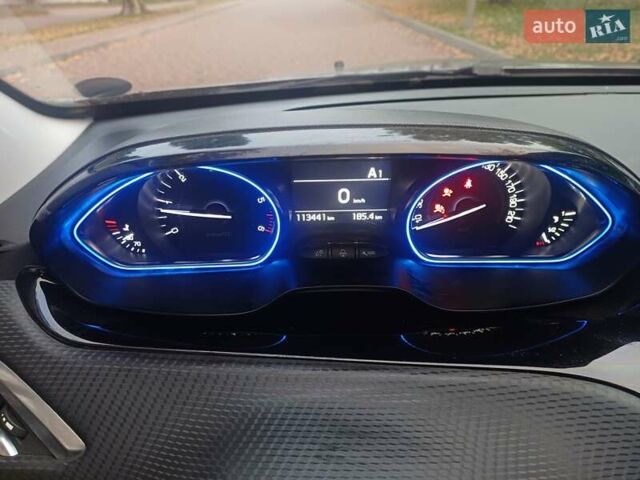 Пежо 2008 2016 в Киеве на Automoto.ua Серый Пежо 2008, объемом двигателя 1.56 л и пробегом 113 тыс. км за 7400 $, фото 4 на Automoto.ua