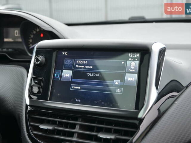 Сірий Пежо 2008, об'ємом двигуна 1.2 л та пробігом 88 тис. км за 11500 $, фото 42 на Automoto.ua