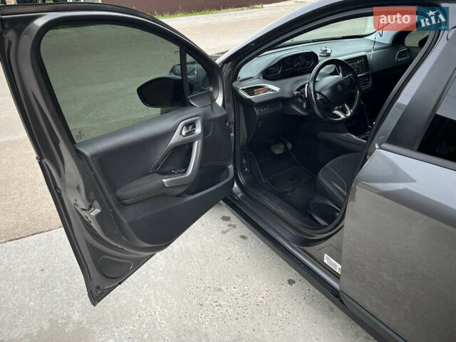 Сірий Пежо 2008, об'ємом двигуна 1.56 л та пробігом 233 тис. км за 10600 $, фото 16 на Automoto.ua