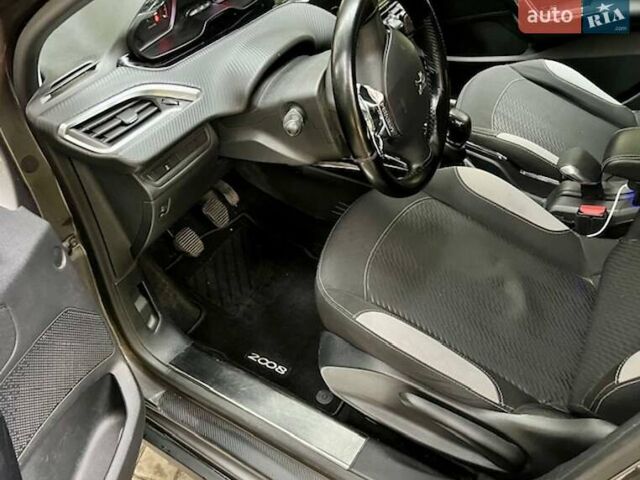 Сірий Пежо 2008, об'ємом двигуна 1.2 л та пробігом 76 тис. км за 10000 $, фото 11 на Automoto.ua
