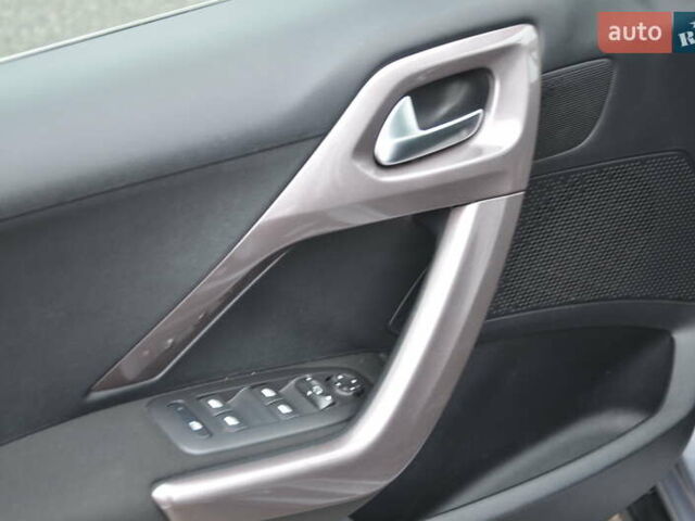 Серый Пежо 2008, объемом двигателя 1.2 л и пробегом 88 тыс. км за 10999 $, фото 22 на Automoto.ua