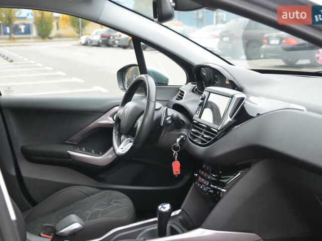 Сірий Пежо 2008, об'ємом двигуна 1.2 л та пробігом 88 тис. км за 11500 $, фото 40 на Automoto.ua