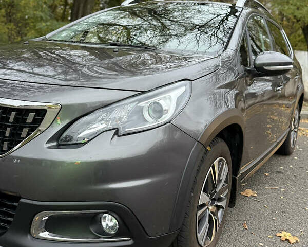 Серый Пежо 2008, объемом двигателя 1.2 л и пробегом 45 тыс. км за 13400 $, фото 2 на Automoto.ua
