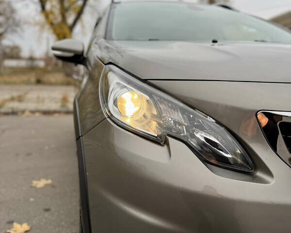 Серый Пежо 2008, объемом двигателя 1.2 л и пробегом 67 тыс. км за 13600 $, фото 8 на Automoto.ua