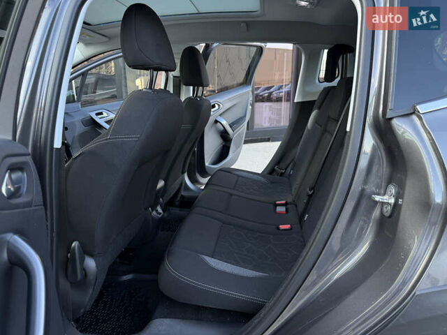 Пежо 2008 2017 у Києві на Automoto.ua Сірий Пежо 2008, об'ємом двигуна 1.2 л та пробігом 77 тис. км за 10900 $, фото 14 на Automoto.ua