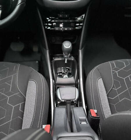 Серый Пежо 2008, объемом двигателя 1.2 л и пробегом 45 тыс. км за 13400 $, фото 4 на Automoto.ua