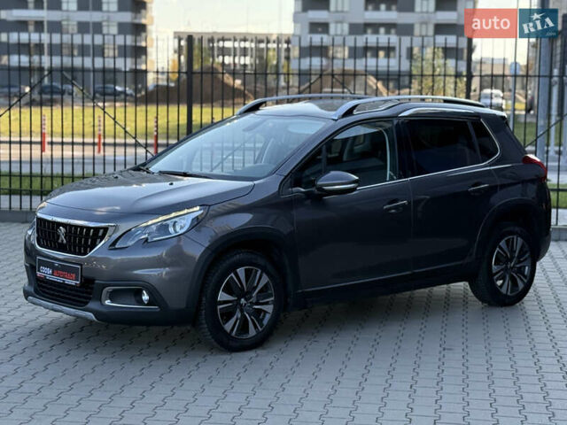 Пежо 2008 2017 у Києві на Automoto.ua Сірий Пежо 2008, об'ємом двигуна 1.2 л та пробігом 77 тис. км за 10900 $, фото 5 на Automoto.ua