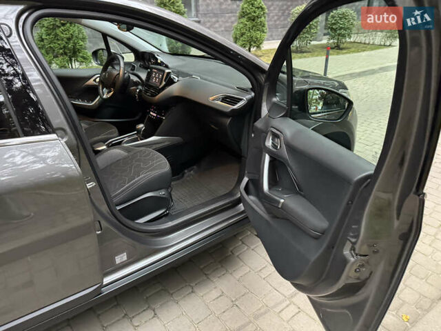 Сірий Пежо 2008, об'ємом двигуна 1.2 л та пробігом 90 тис. км за 12400 $, фото 50 на Automoto.ua