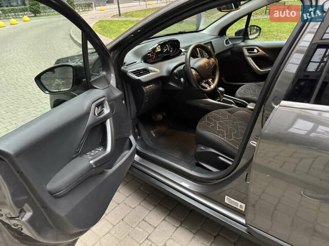 Сірий Пежо 2008, об'ємом двигуна 1.2 л та пробігом 90 тис. км за 12400 $, фото 17 на Automoto.ua