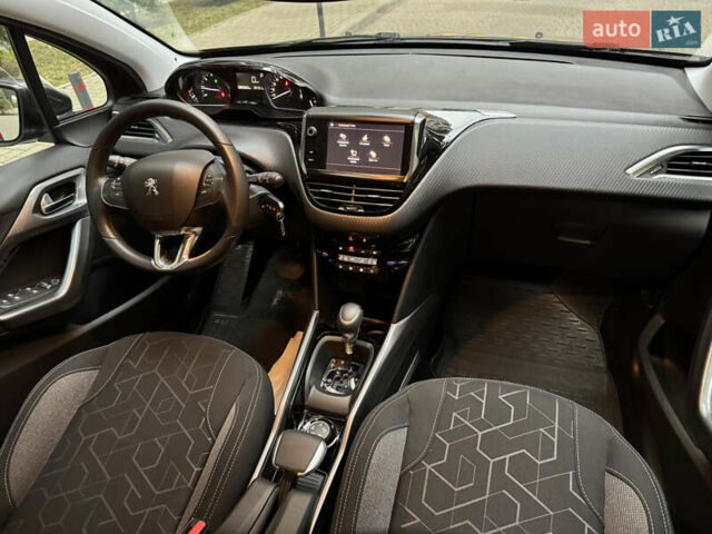 Сірий Пежо 2008, об'ємом двигуна 1.2 л та пробігом 90 тис. км за 12400 $, фото 49 на Automoto.ua