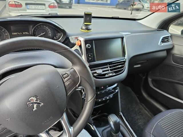 Сірий Пежо 2008, об'ємом двигуна 1.2 л та пробігом 40 тис. км за 14000 $, фото 9 на Automoto.ua