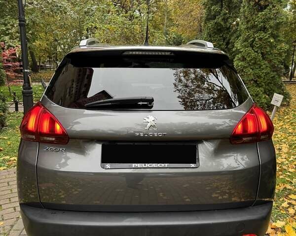 Пежо 2008 2019 в Киеве на Automoto.ua Серый Пежо 2008, объемом двигателя 1.2 л и пробегом 45 тыс. км за 13800 $, фото 4 на Automoto.ua