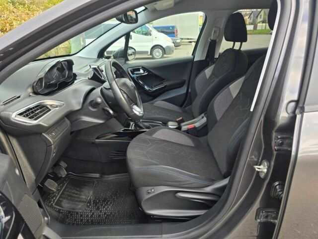 Пежо 2008 2019 в Хмельницком на Automoto.ua Серый Пежо 2008, объемом двигателя 1.2 л и пробегом 65 тыс. км за 11899 $, фото 8 на Automoto.ua