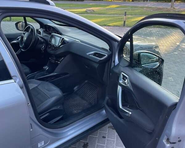 Пежо 2008 2019 у Миргороде на Automoto.ua Сірий Пежо 2008, об'ємом двигуна 0 л та пробігом 100 тис. км за 12500 $, фото 14 на Automoto.ua
