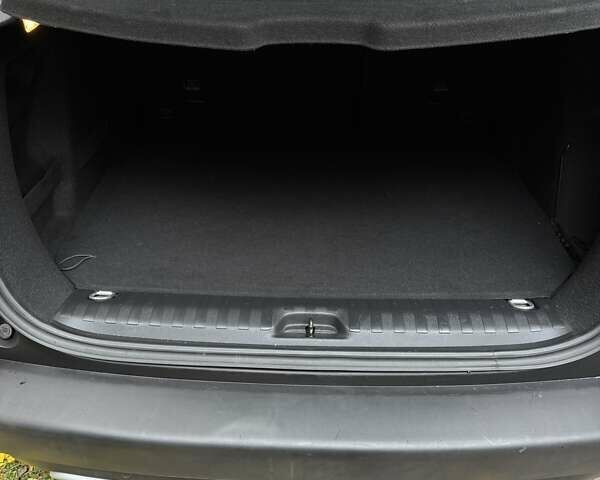 Пежо 2008 2019 в Киеве на Automoto.ua Серый Пежо 2008, объемом двигателя 1.2 л и пробегом 45 тыс. км за 13800 $, фото 38 на Automoto.ua