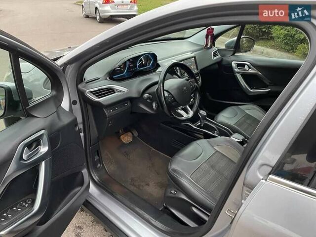 Серый Пежо 2008, объемом двигателя 1.2 л и пробегом 200 тыс. км за 12200 $, фото 7 на Automoto.ua