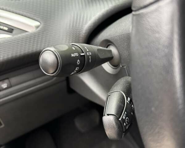 Пежо 2008 2019 в Киеве на Automoto.ua Серый Пежо 2008, объемом двигателя 1.2 л и пробегом 45 тыс. км за 13800 $, фото 43 на Automoto.ua