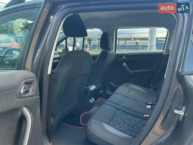 Пежо 2008 2019 у Києві на Automoto.ua Сірий Пежо 2008, об'ємом двигуна 1.2 л та пробігом 51 тис. км за 10950 $, фото 14 на Automoto.ua