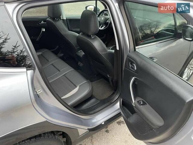 Серый Пежо 2008, объемом двигателя 1.2 л и пробегом 200 тыс. км за 12200 $, фото 19 на Automoto.ua