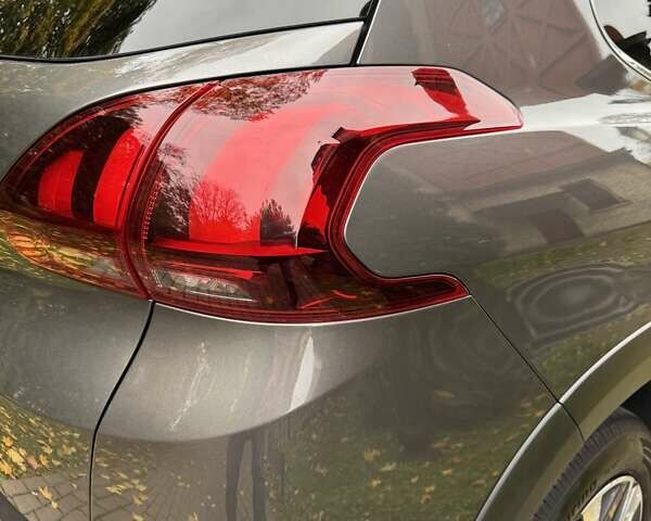 Пежо 2008 2019 в Киеве на Automoto.ua Серый Пежо 2008, объемом двигателя 1.2 л и пробегом 45 тыс. км за 13800 $, фото 31 на Automoto.ua