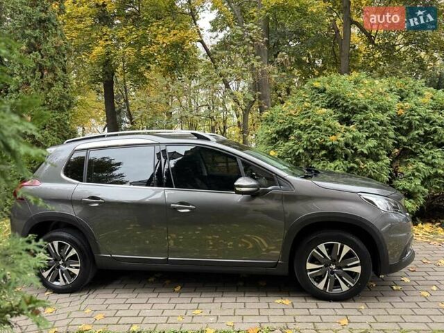 Пежо 2008 2019 в Киеве на Automoto.ua Серый Пежо 2008, объемом двигателя 1.2 л и пробегом 45 тыс. км за 13800 $, фото 1 на Automoto.ua