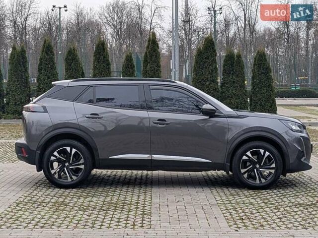 Серый Пежо 2008, объемом двигателя 1.2 л и пробегом 52 тыс. км за 16000 $, фото 4 на Automoto.ua