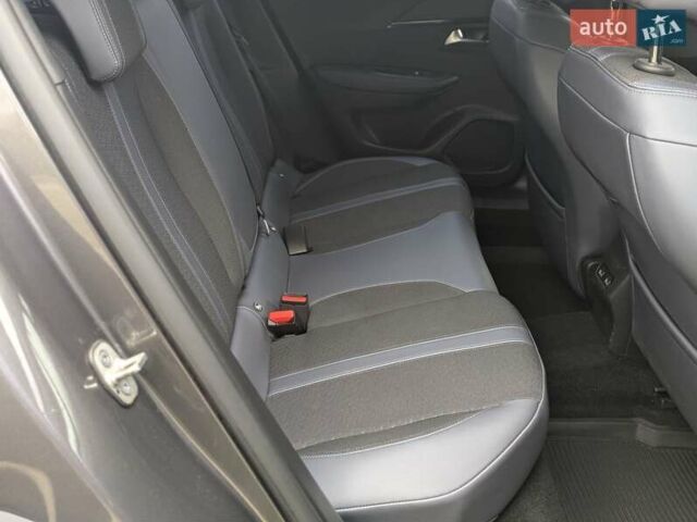 Серый Пежо 2008, объемом двигателя 1.2 л и пробегом 52 тыс. км за 16000 $, фото 16 на Automoto.ua