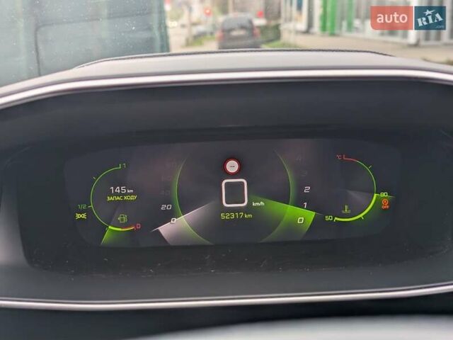 Серый Пежо 2008, объемом двигателя 1.2 л и пробегом 52 тыс. км за 16000 $, фото 26 на Automoto.ua