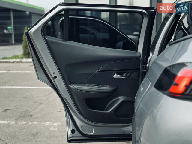 Сірий Пежо 2008, об'ємом двигуна 1.2 л та пробігом 119 тис. км за 17900 $, фото 16 на Automoto.ua