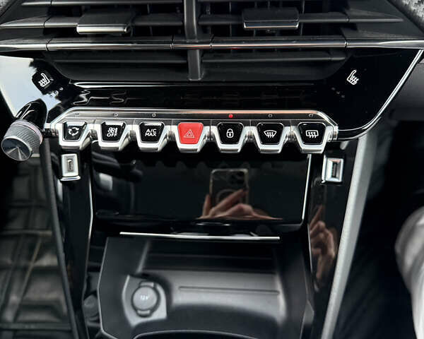 Сірий Пежо 2008, об'ємом двигуна 1.2 л та пробігом 70 тис. км за 18900 $, фото 77 на Automoto.ua