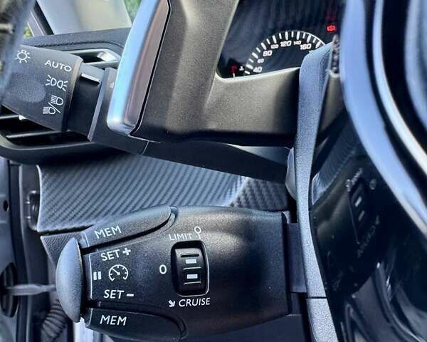 Сірий Пежо 2008, об'ємом двигуна 1.2 л та пробігом 56 тис. км за 21000 $, фото 14 на Automoto.ua