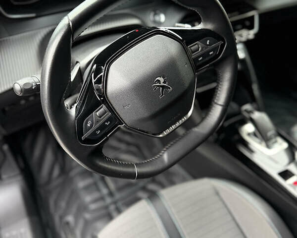 Сірий Пежо 2008, об'ємом двигуна 1.2 л та пробігом 70 тис. км за 18900 $, фото 33 на Automoto.ua