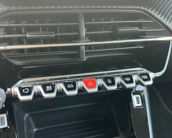 Серый Пежо 2008, объемом двигателя 1.5 л и пробегом 182 тыс. км за 17950 $, фото 38 на Automoto.ua