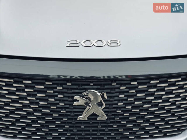 Сірий Пежо 2008, об'ємом двигуна 1.2 л та пробігом 119 тис. км за 17900 $, фото 7 на Automoto.ua