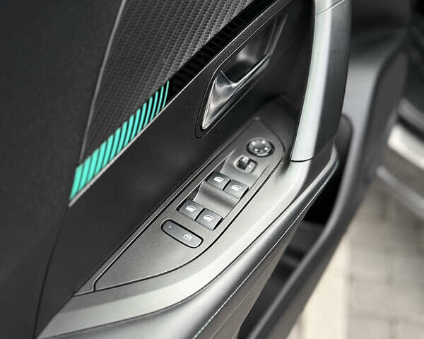 Сірий Пежо 2008, об'ємом двигуна 1.2 л та пробігом 70 тис. км за 18900 $, фото 31 на Automoto.ua